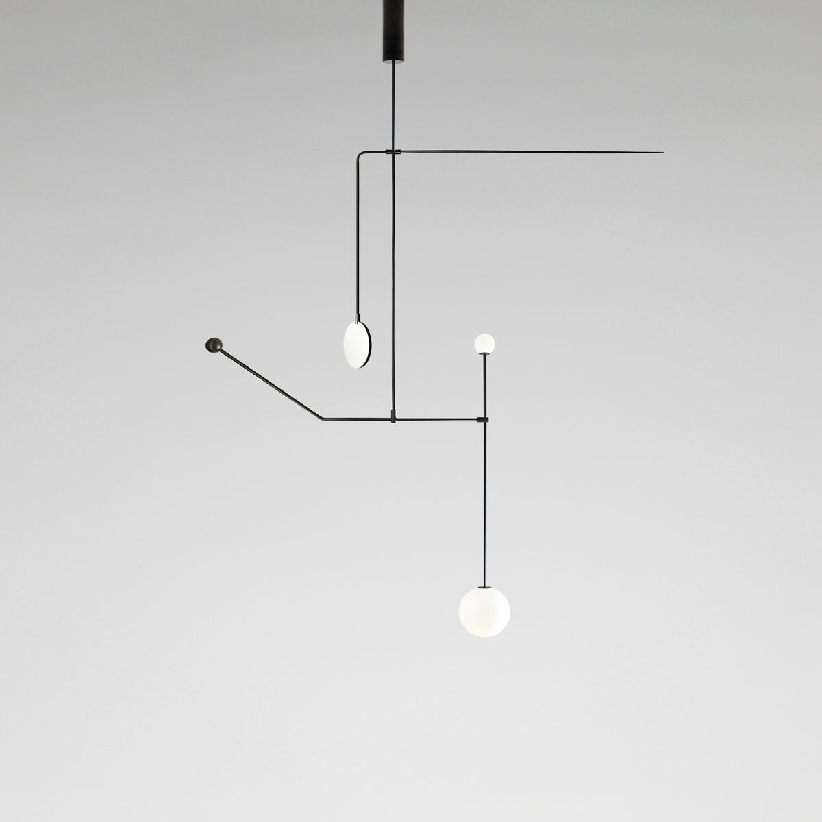 Mobile Chandelier – lampada a sospensione – ambientata