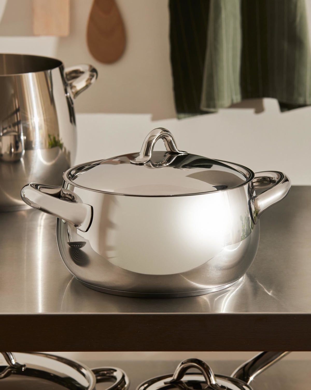 Mami – casseruola a due manici (SG101) - Sag 80 - Alessi - Complemento