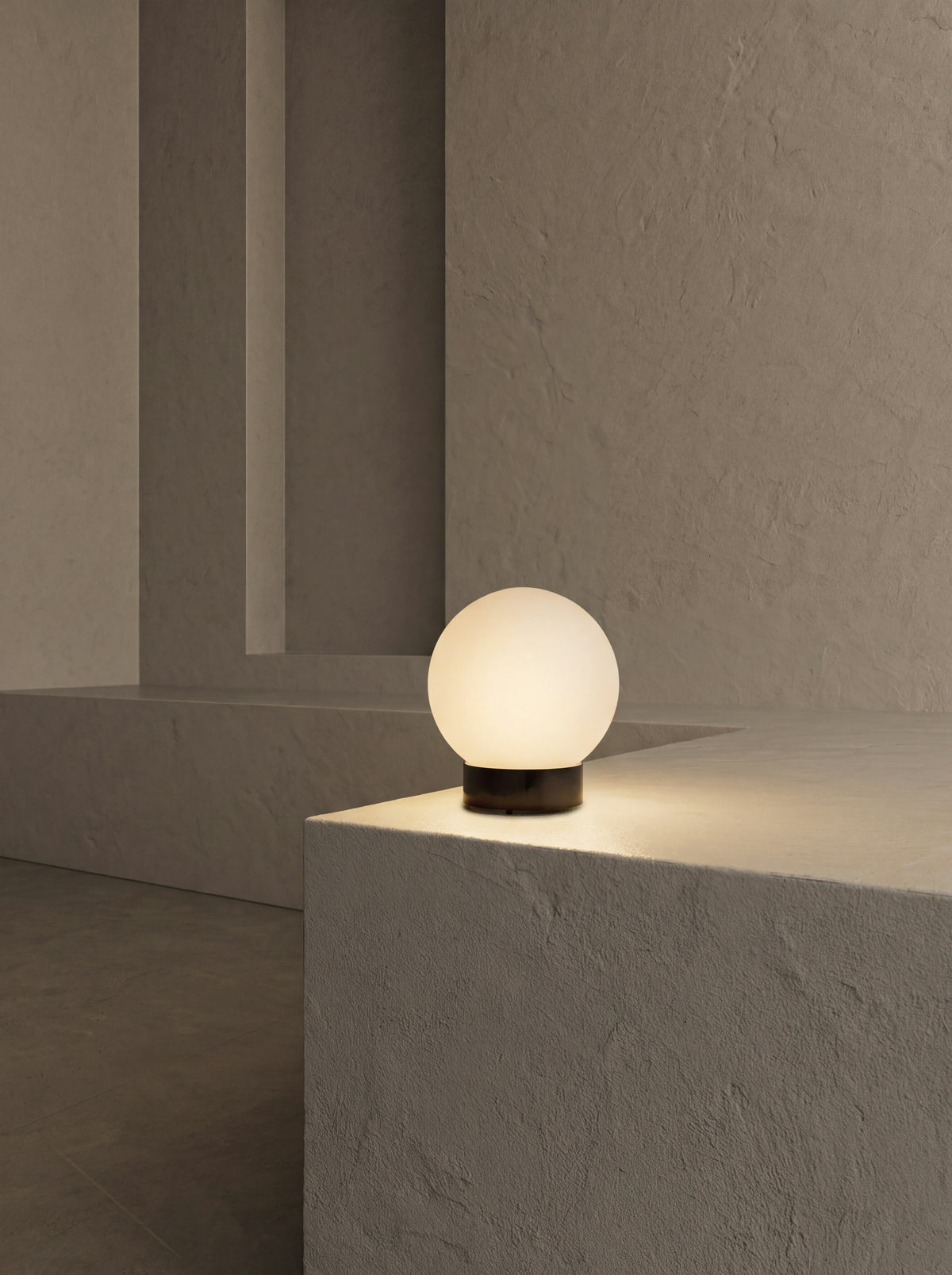 Globo – lampada da tavolo – foto prodotto