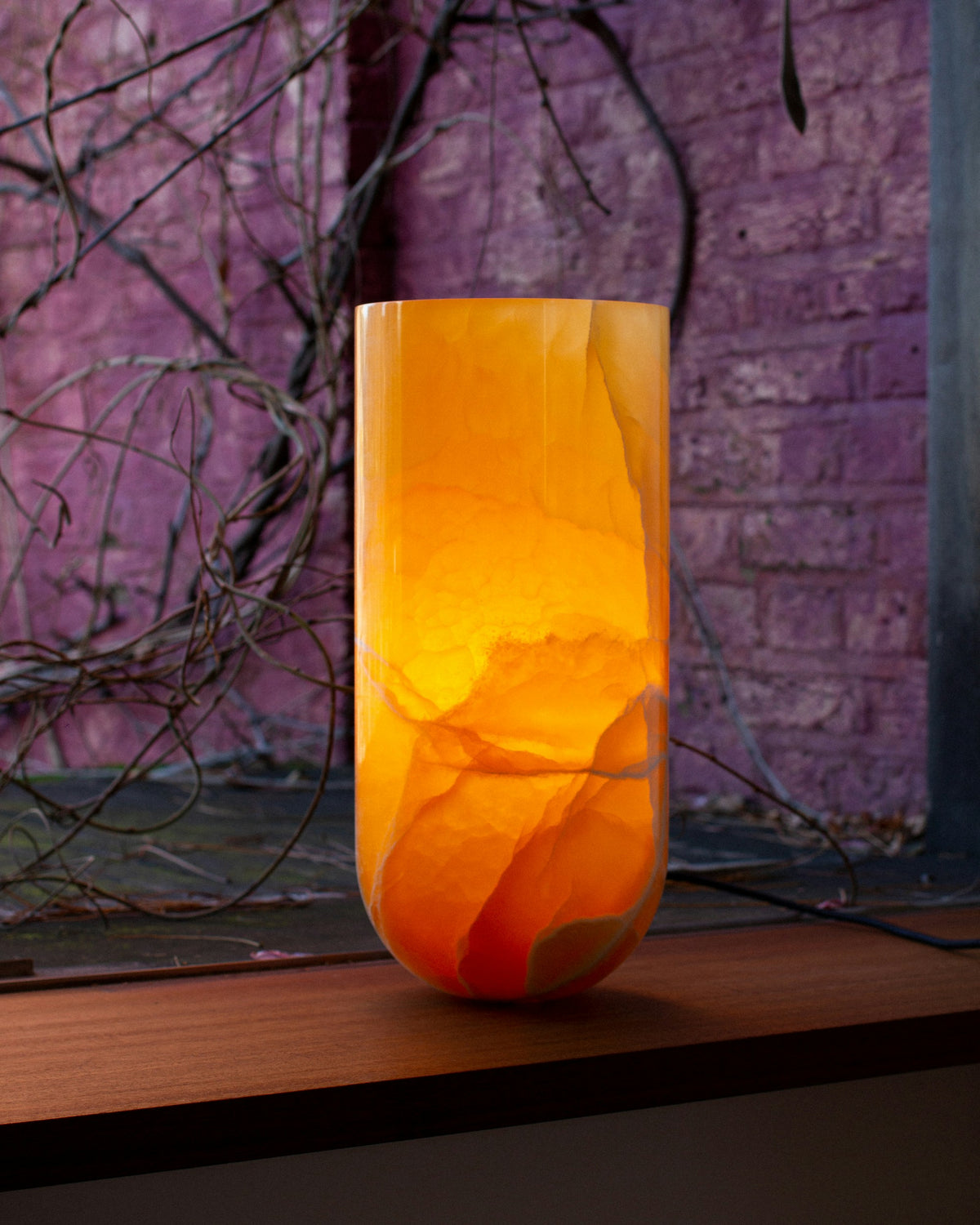 Onyx Light – lampada da tavolo – ambientata