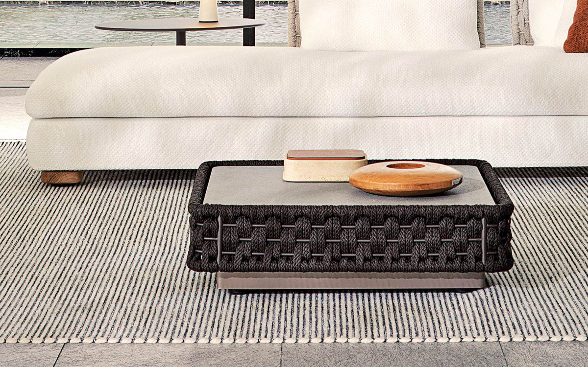 Amii – tavolino outdoor - Sag 80 - Minotti - Tavolino