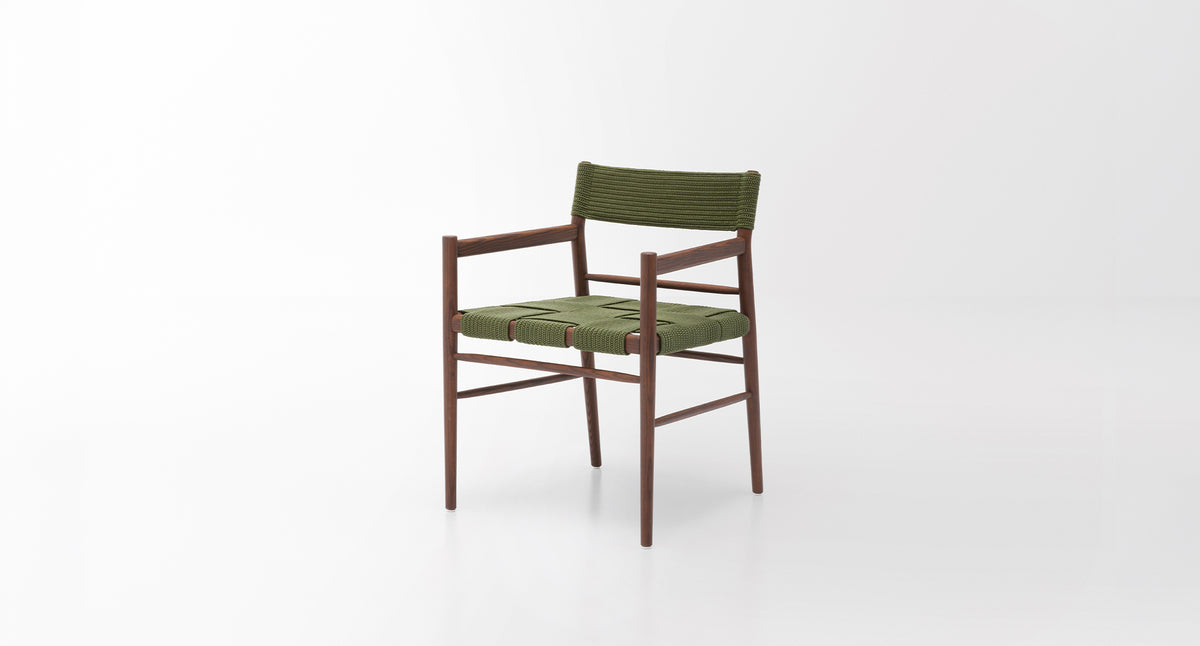 Milla – sedia outdoor – ambientata