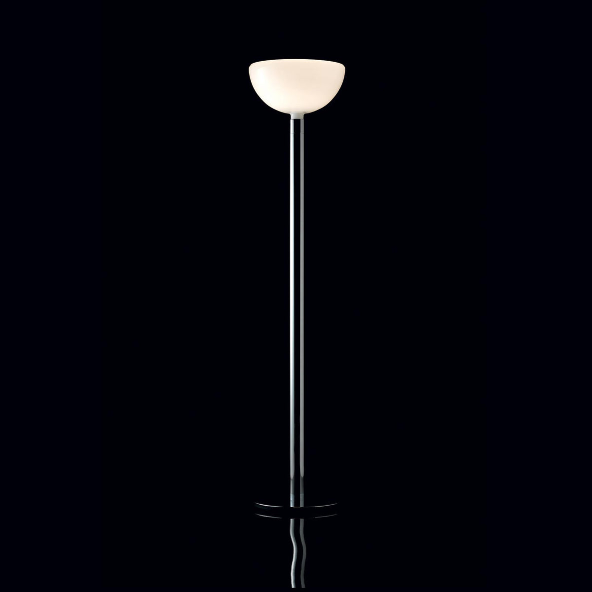 AM2C – lampada da terra – ambientata