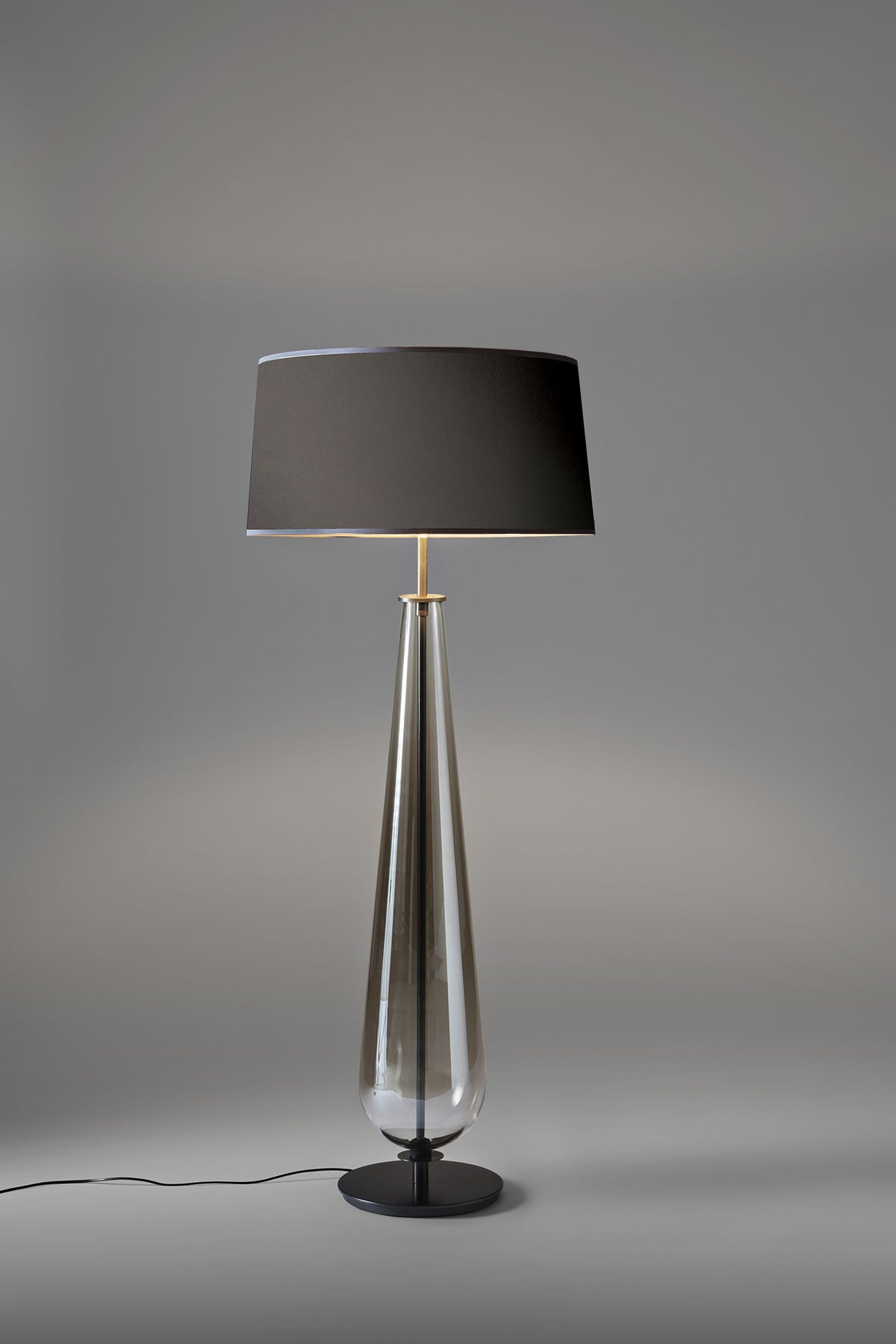 New Classic – lampada da tavolo – ambientata