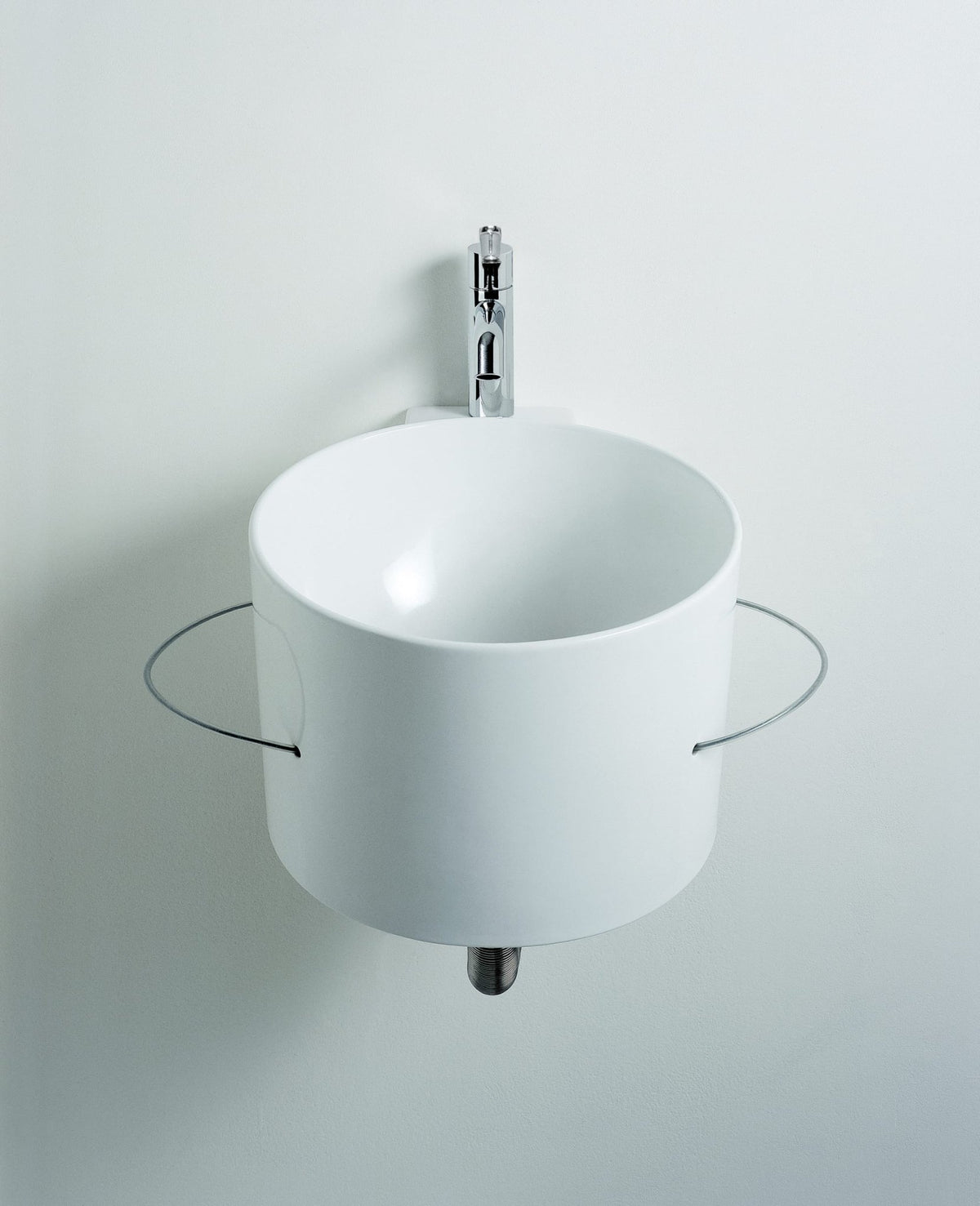 Bucatini – lavabo a parete – foto prodotto