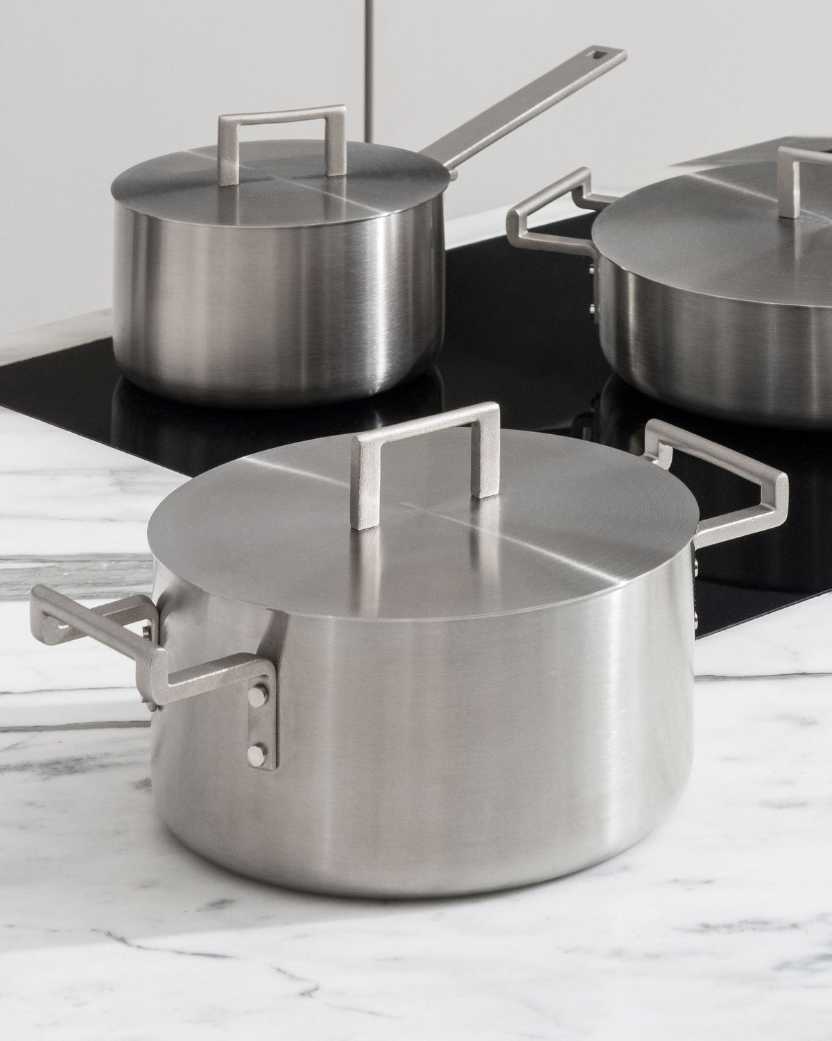 Convivio – casseruola a due manici - Sag 80 - Alessi - Complemento