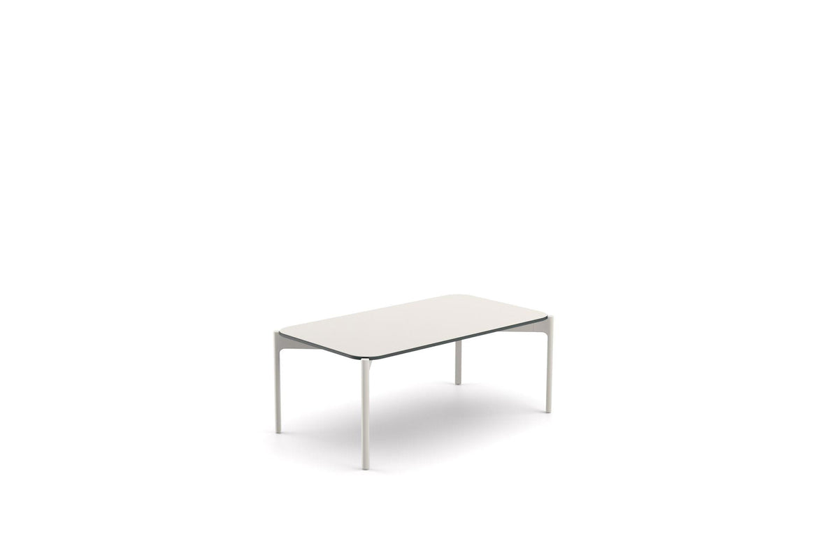 Izon – tavolino (Coffee table 90x50) – ambientata