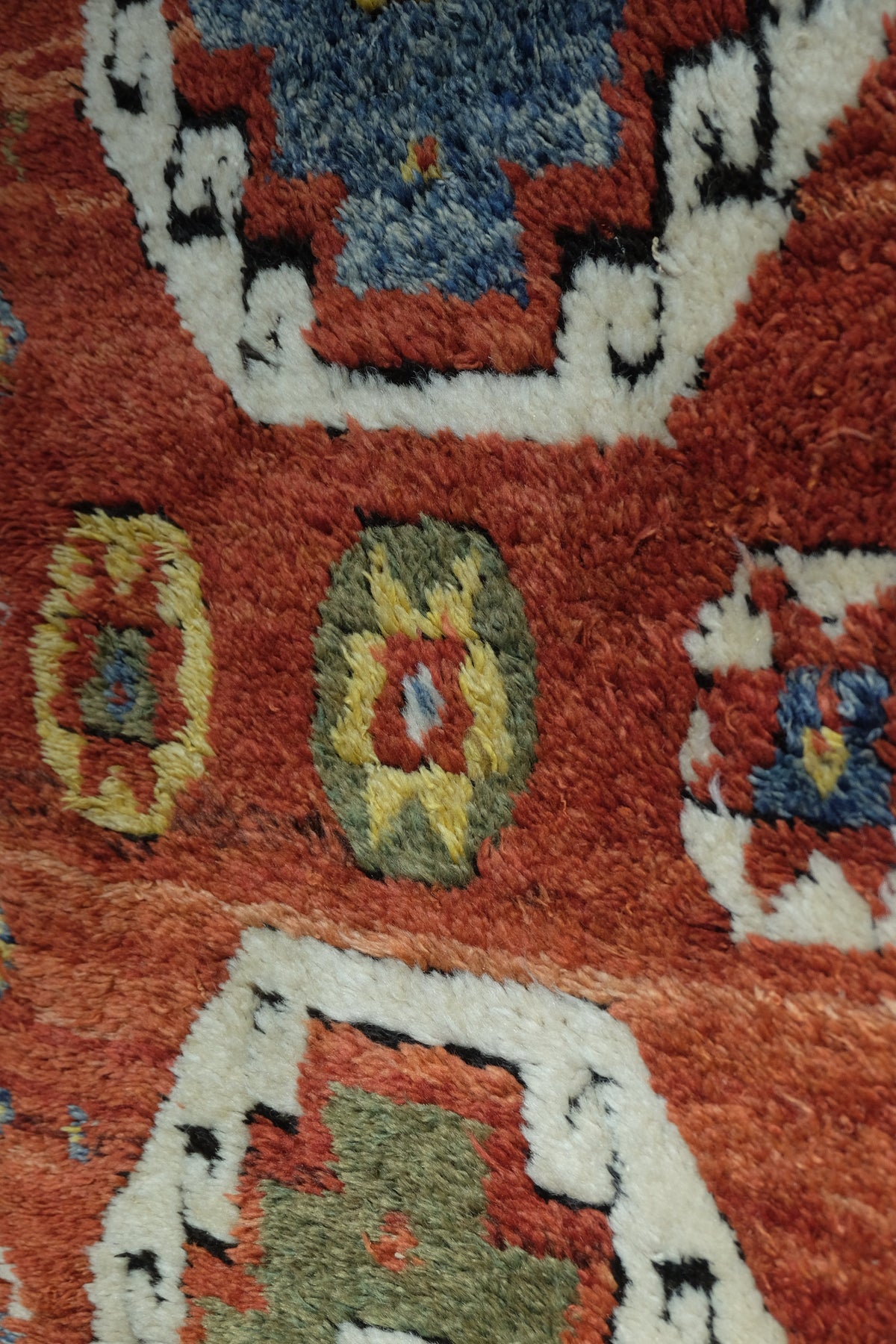 Yatak Antique 19th Century – tappeto antico – ambientata