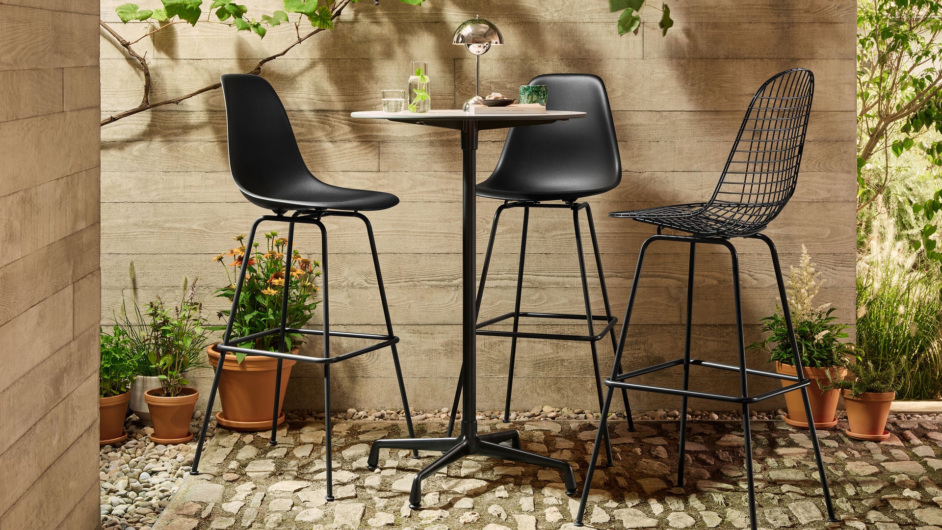 Eames Plastic Stool RE High - Sag 80 - Vitra - Sedia