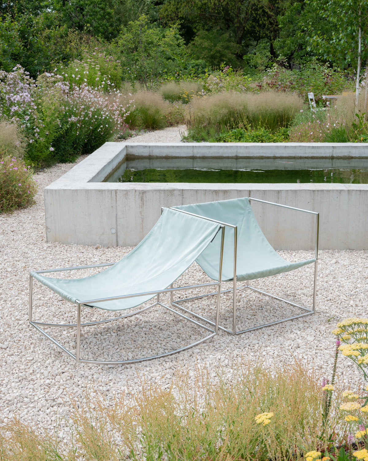 Rocking Chair Outdoor – sedia a dondolo – ambientata