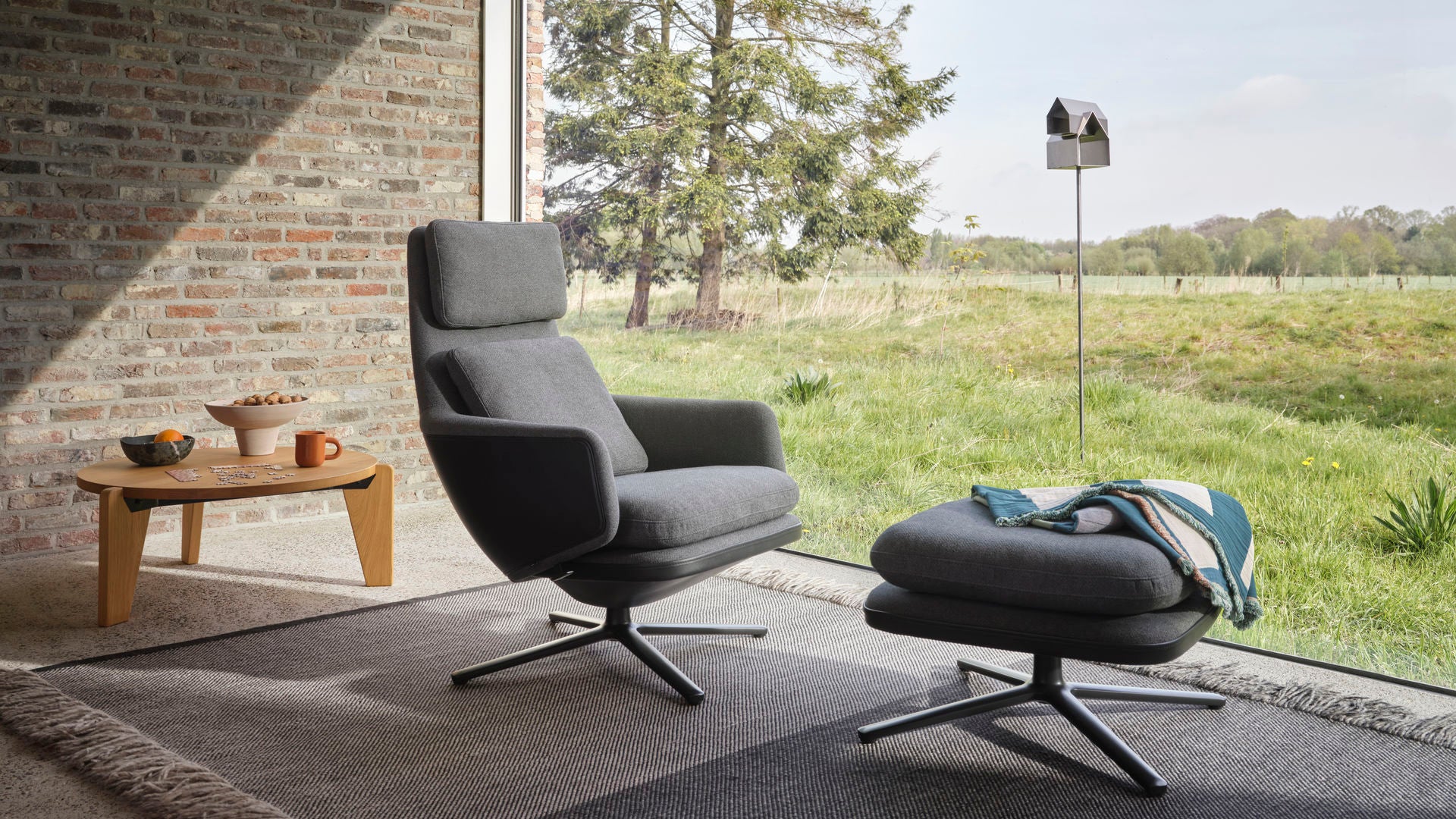Grand Relax & Ottoman - Sag 80 - Vitra - Poltrona