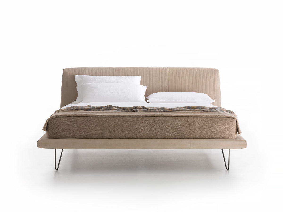 Hayden – letto – ambientata