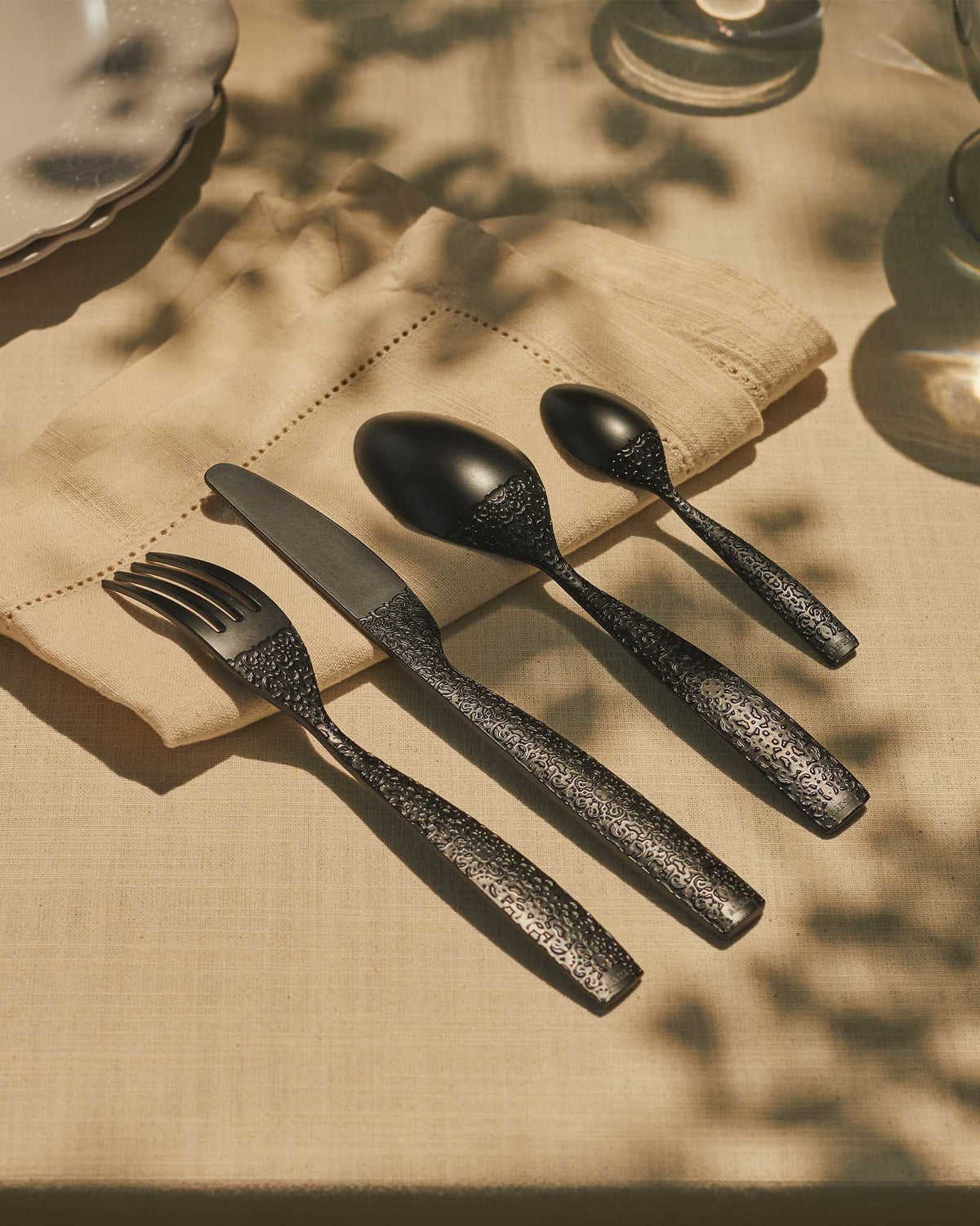 Dressed en plein air – servizio di posate 16 pezzi - Sag 80 - Alessi - Complemento