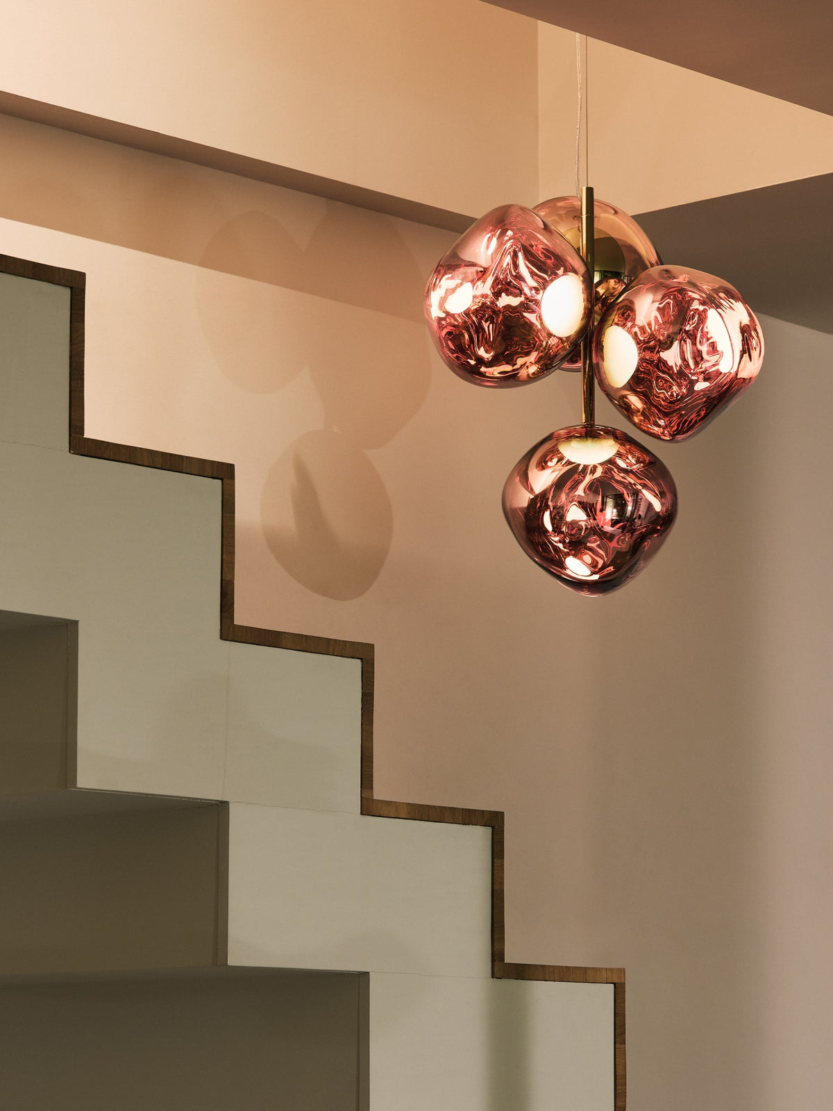 Melt Chandelier – lampadario – ambientata