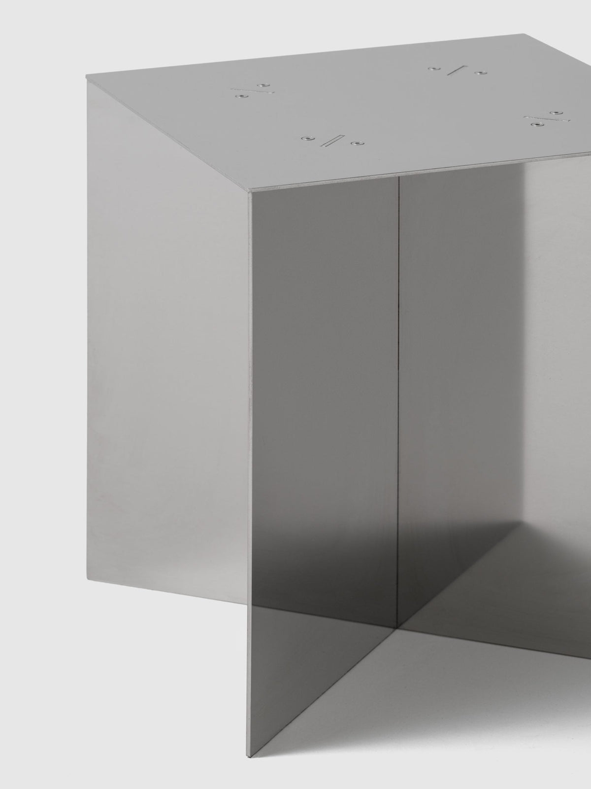 NM07 – sgabello – ambientata