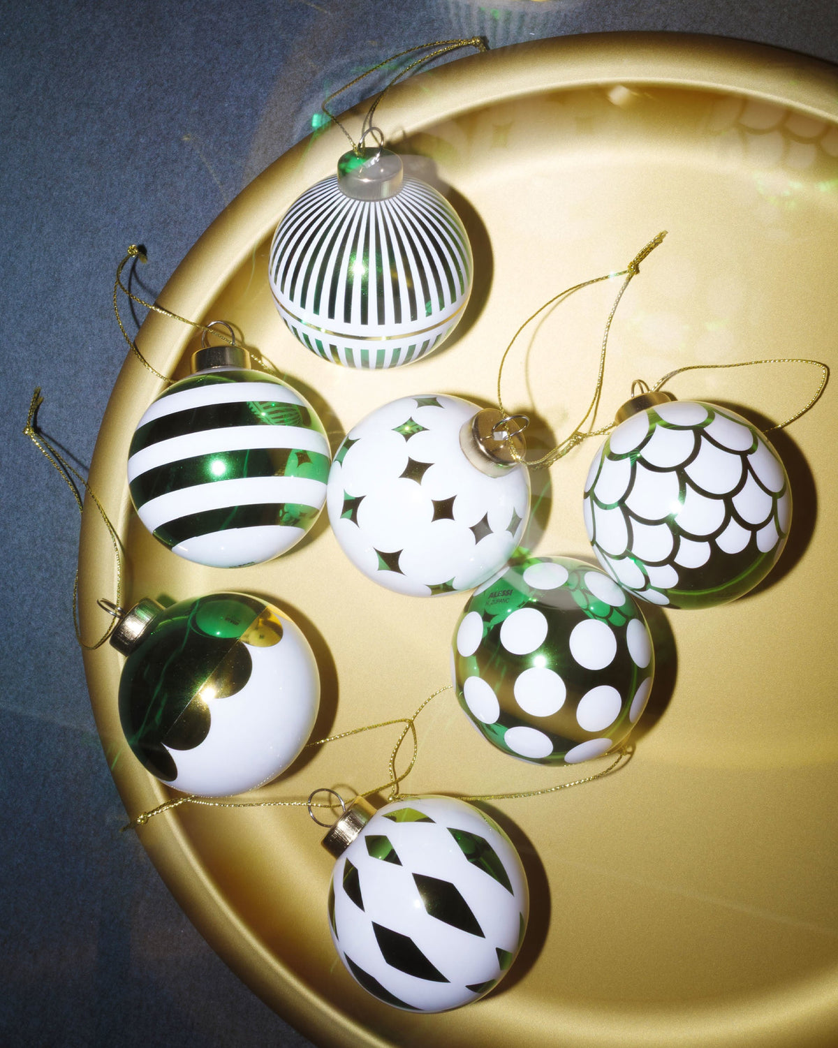 Delight – set di 2 palle per albero di Natale (NZ04SET1GR) – ambientata