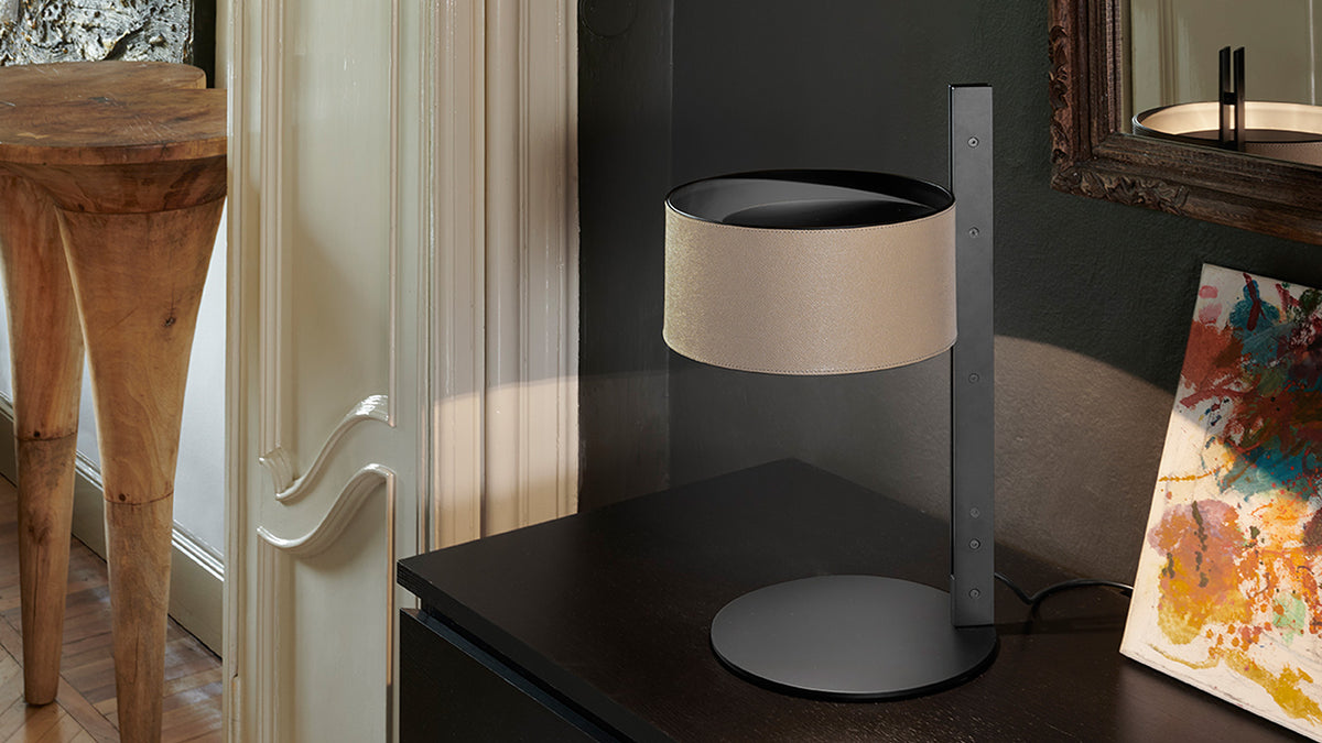 Parallel – lampada – ambientata