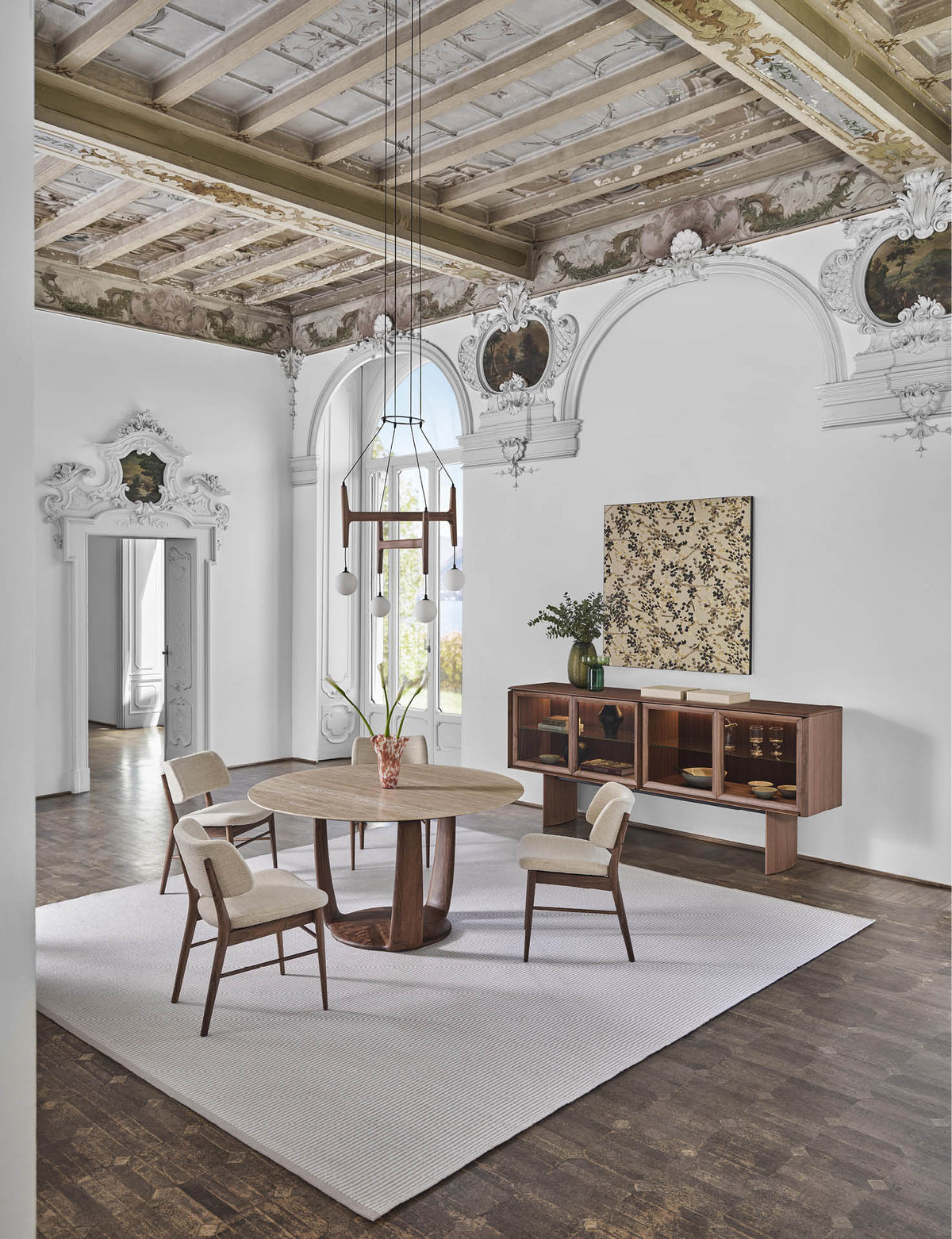 Saddle – tavolo – ambientata