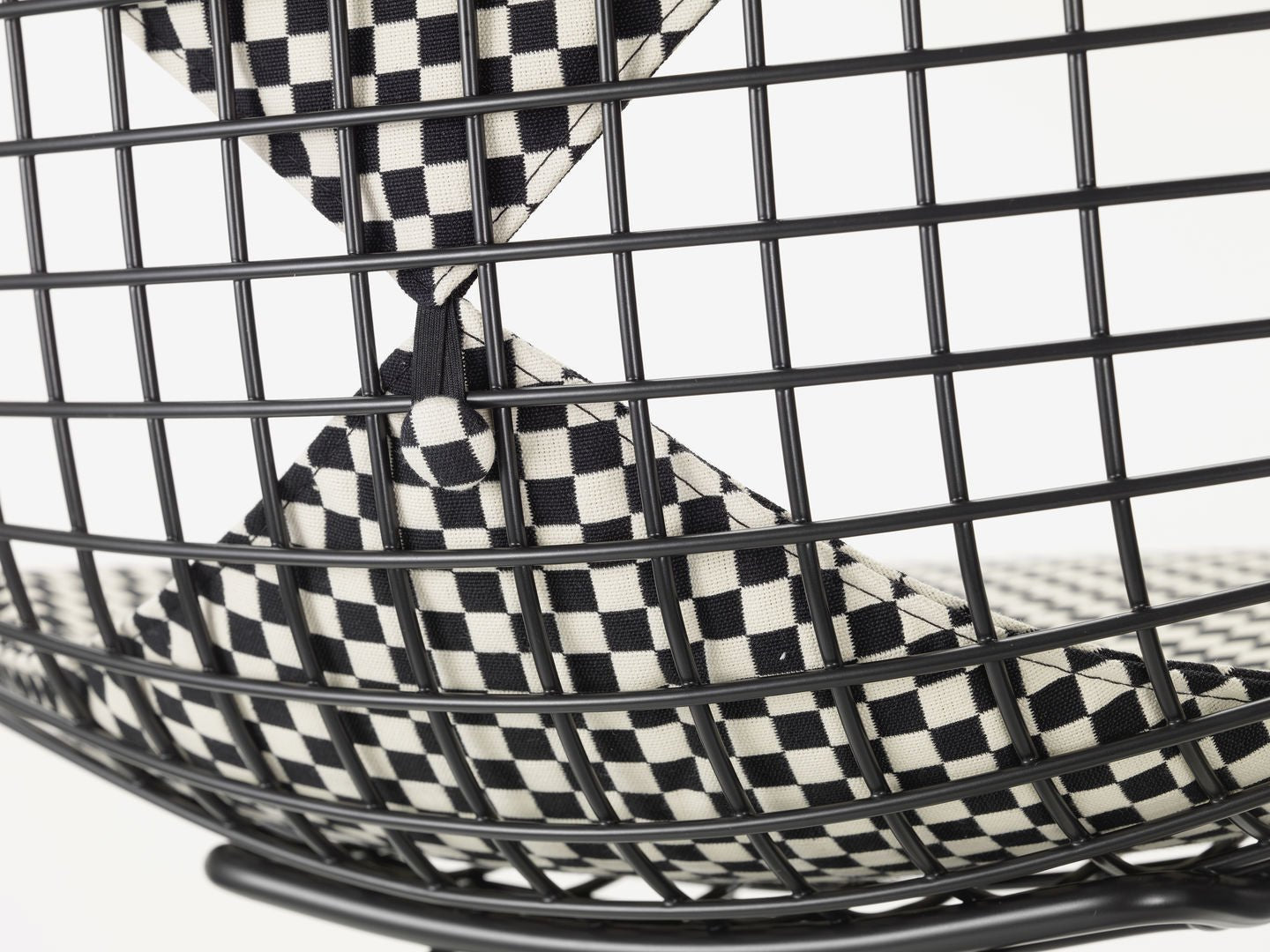 Wire Stool Medium - Sag 80 - Vitra - Sedia