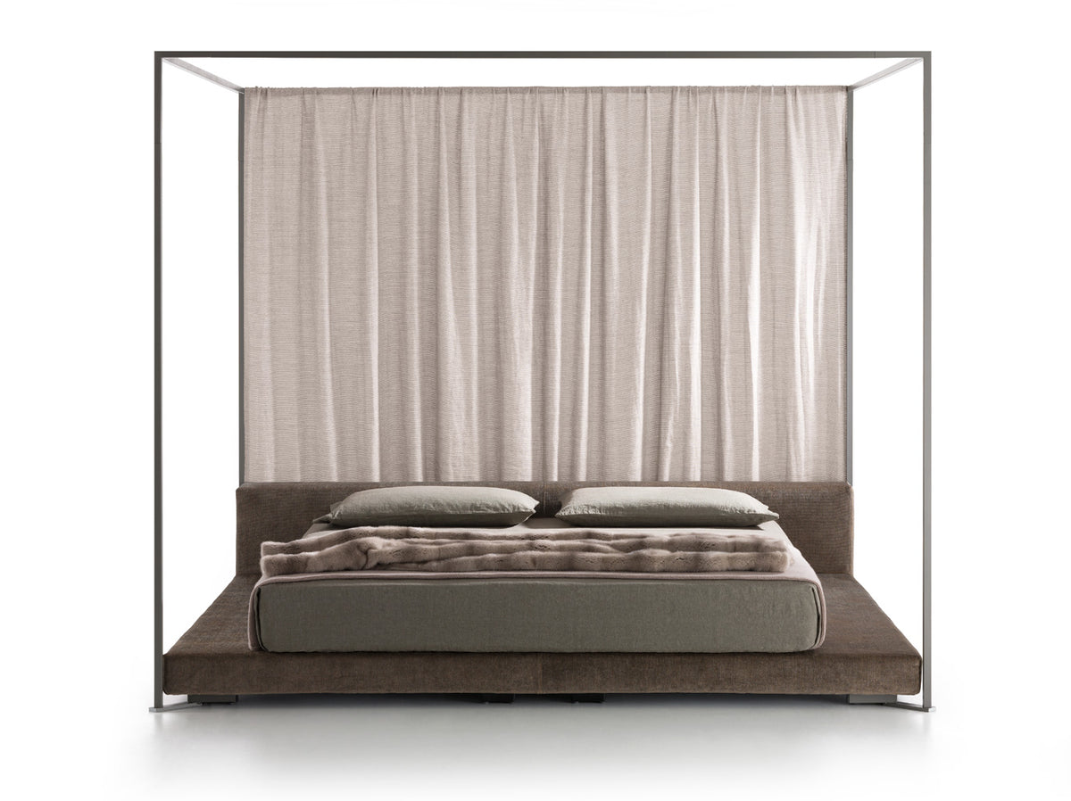 You and Me Baldacchino – letto a baldacchino – ambientata