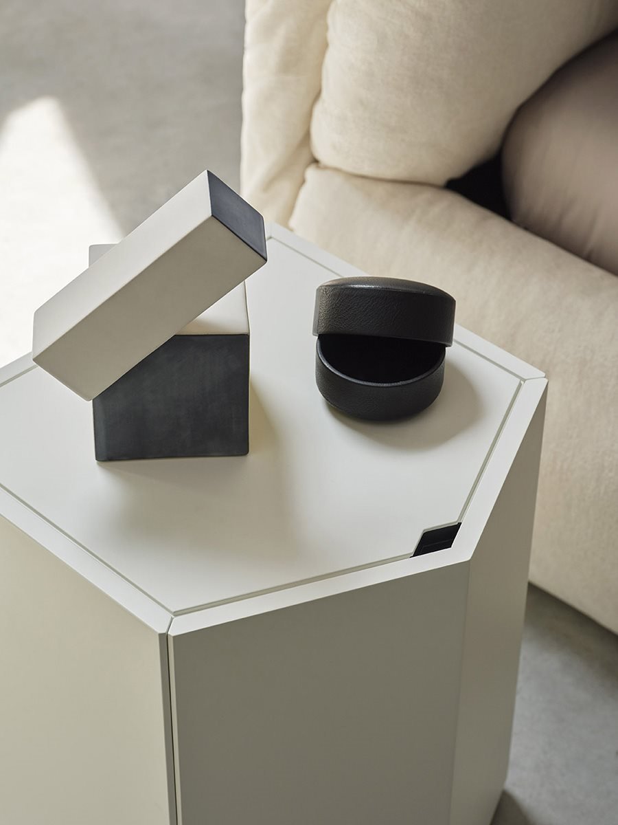 Z24 Nightstand 728 – comodino - Sag 80 - Zanotta - Contenitore