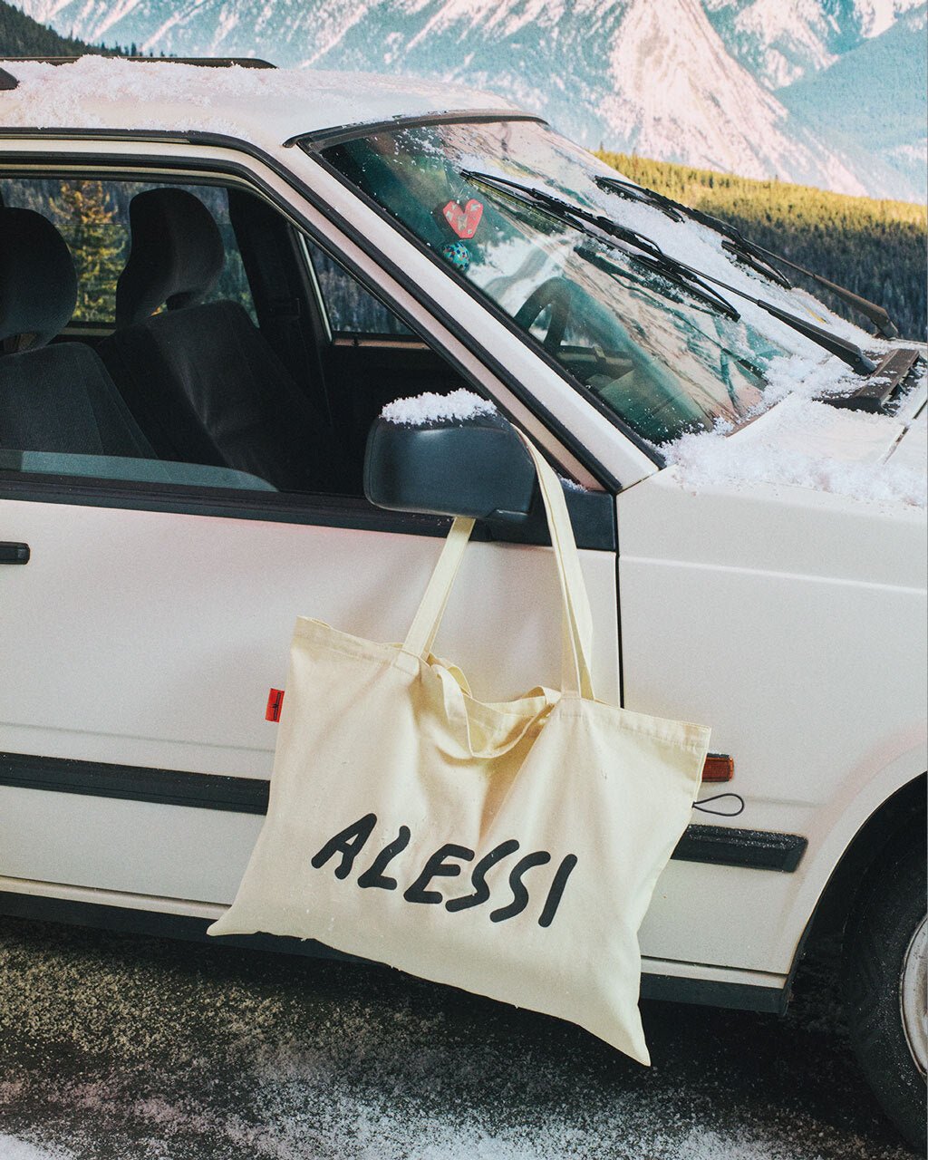 Canvas tote bag – tote bag – ambientata