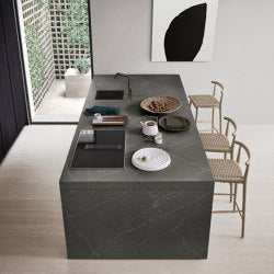Thea,
 Show and Wet Kitchen