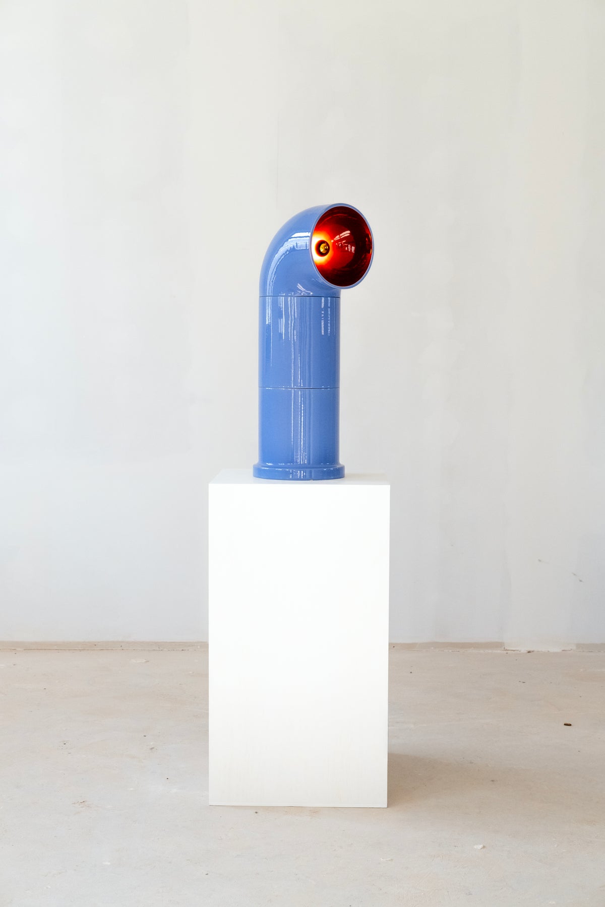 FAT OP – lampada da terra – ambientata