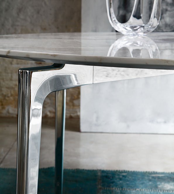 Liuto R – tavolo – ambientata